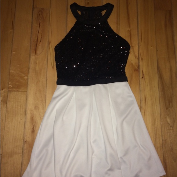 Formal Black and White Dress - Picture 1 of 2